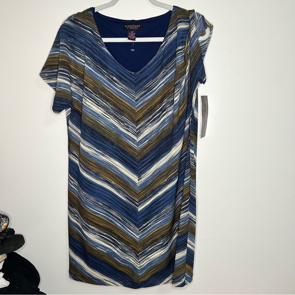 NWT Signature by Robbie Bee striped dress
